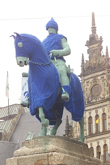 Bismarck as the Blue Rider. Art project in 2000 (Photo Stoss, Staatsarchiv Bremen)